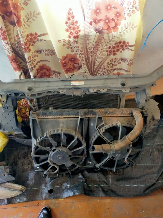 Запчасти на Санта фе 2