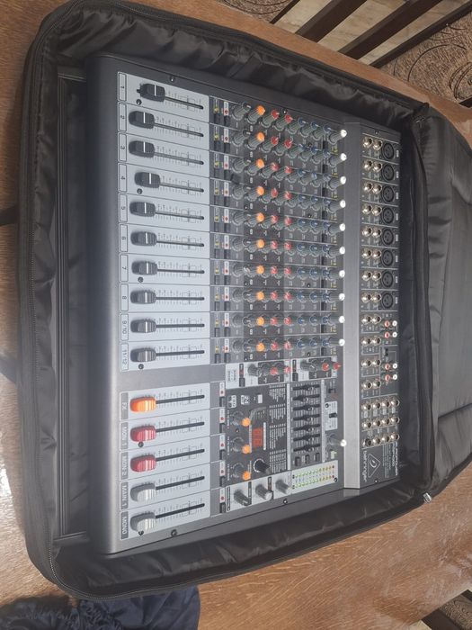 Behringer pmp4000 și boxe JBL