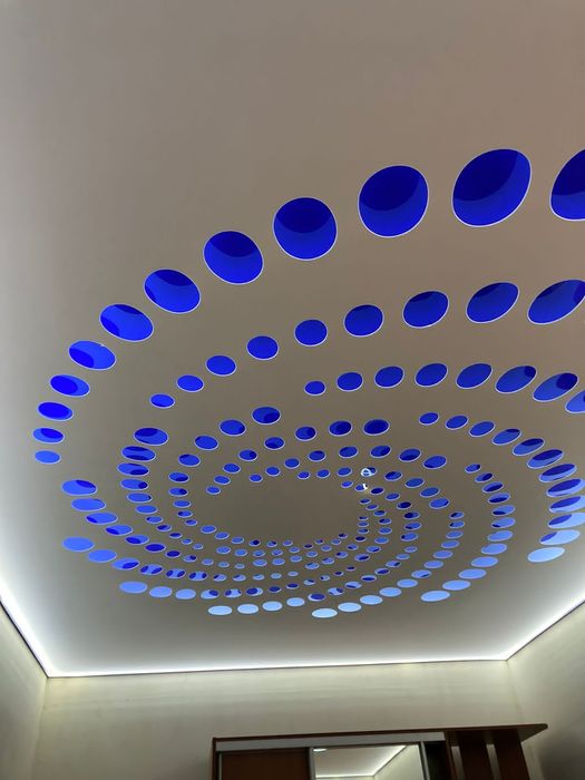 натяжные потолки  1800