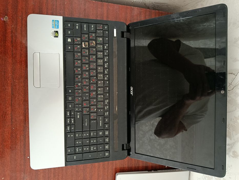 Ноутбук acer яхши холатда