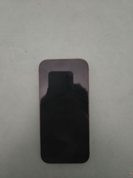 Продам iPhone 16 pro