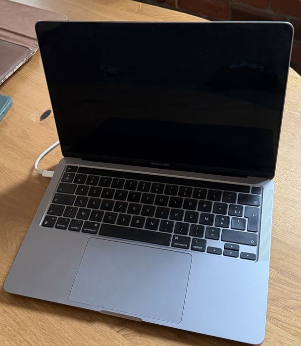 Mcbook pro 13” M1, 2020, memory 8gb, 256