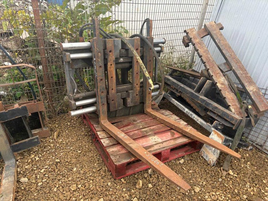 Furci NOI cu translatie pentru incarcatoare Manitou , Merlo