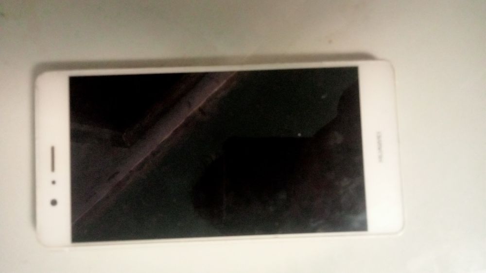 Продою телефон на закчасти