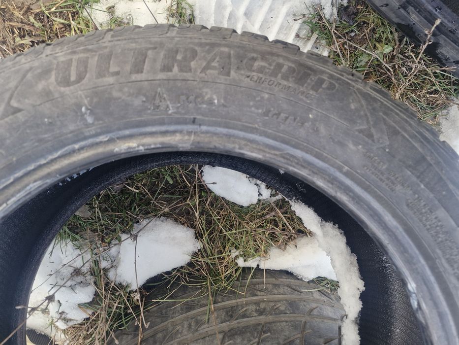 Anvelope iarnă Goodyear 225/55/17