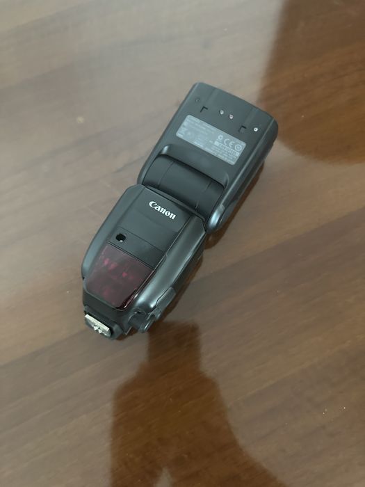 Фотоапарат Canon