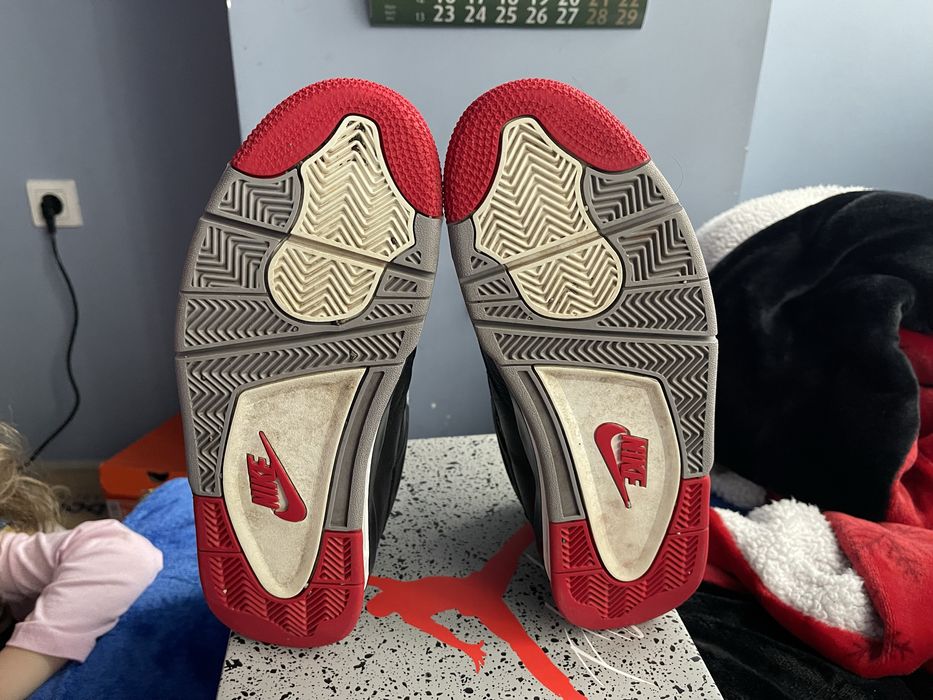 42.5 Nike Air Jordan 4 Retro BRED Reimagined Маратонки Reebok Adidas