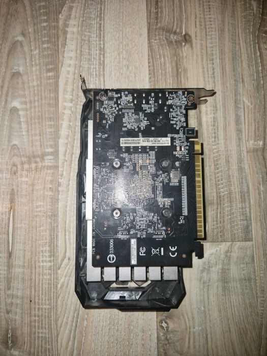 Placa de video Gigabyte GeForce GTX 1650 Windforce OC 4G GDDR5