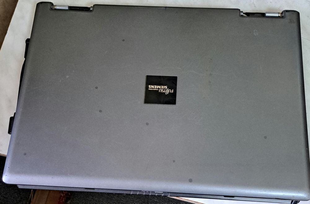 Ноутбук продам рабочий