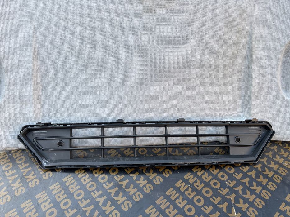 Решетка Волво/Volvo C40