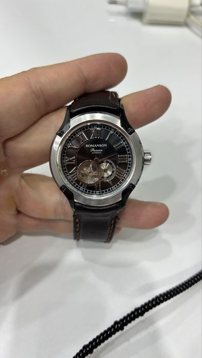 Часы Romanson Premier