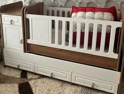 Продам кроватку в хорошем состоянии