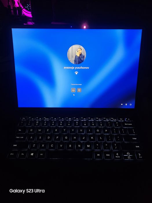 Ультра тонкий лёгкий ноутбук