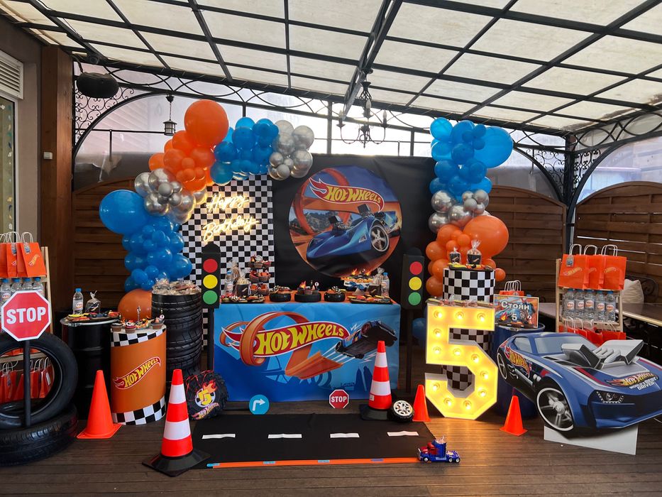 Украса за рожден ден, кръщене, погача, абитуриентски бал и др