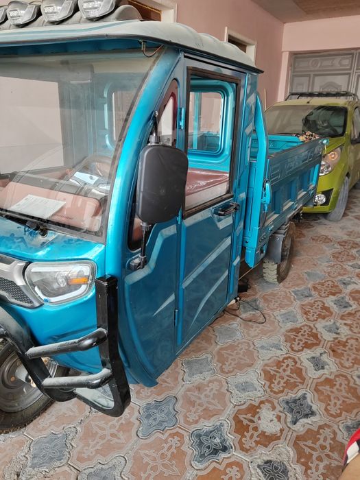 Turin lyuks moto mutlaqo yangi