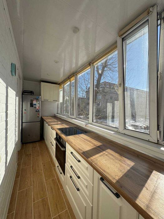 Продам 3 комнатну квартиру