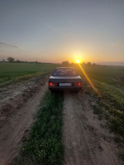 Ваз21099 чёрного цвета