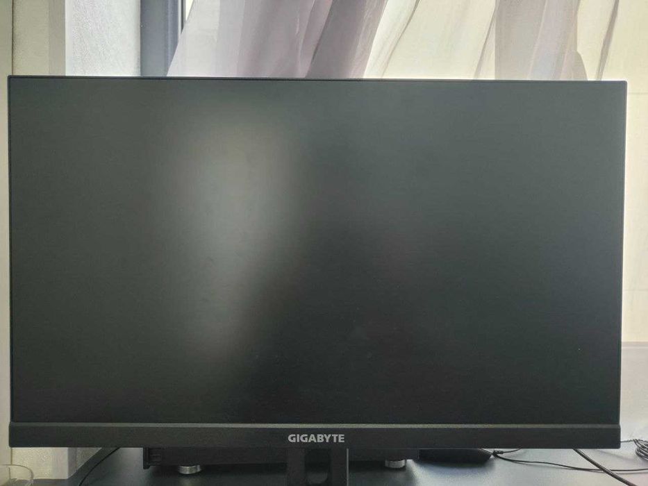 2 монитора (Gigabyte + Redmi) — на запчасти / ремонт