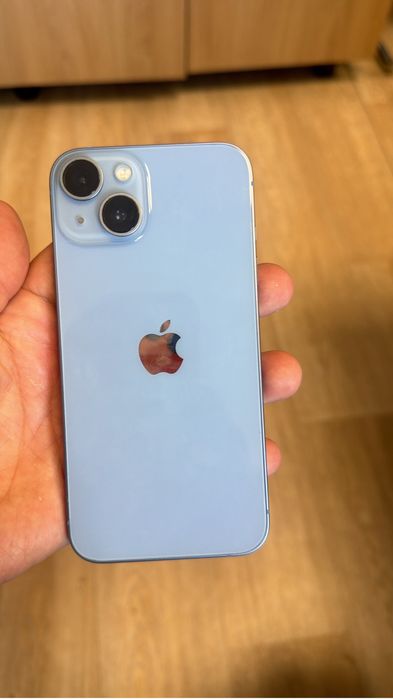 Iphone 14 коробка имеется