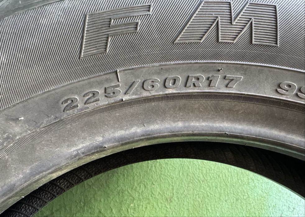 Зимние шины 225/60 R17 Firemax новые