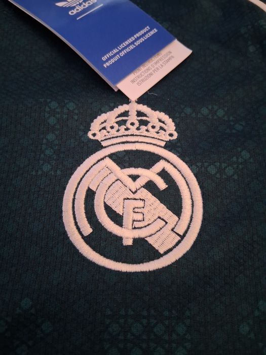 Фланелка Real Madrid размер М и L