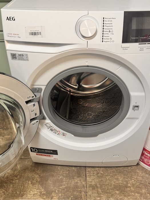 Vand masina AEG automata 9kg