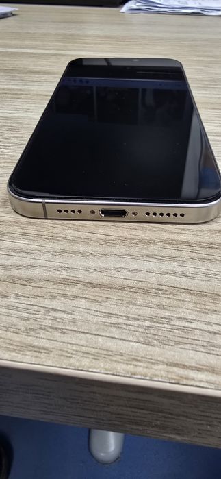 Продам IPhone 15 pro max