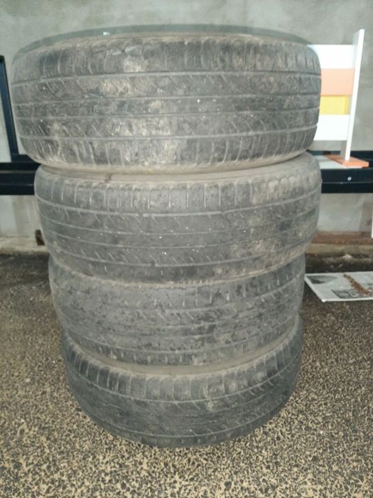 Автошины б/у комплект 4 штуки
