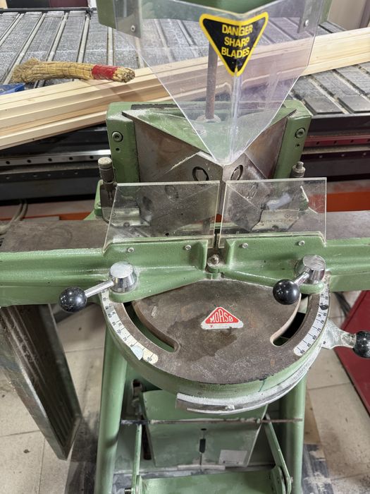 Гильотина для резки багета