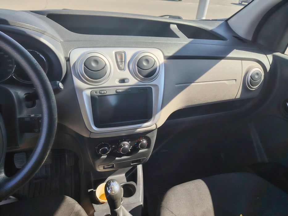Dacia Logan Дачия Логън