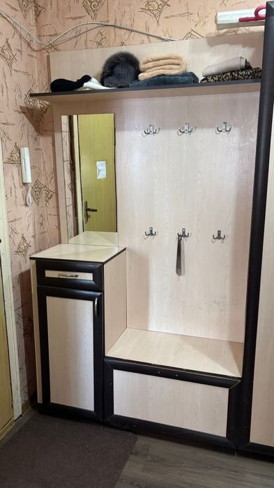 Срочно продам прихожку