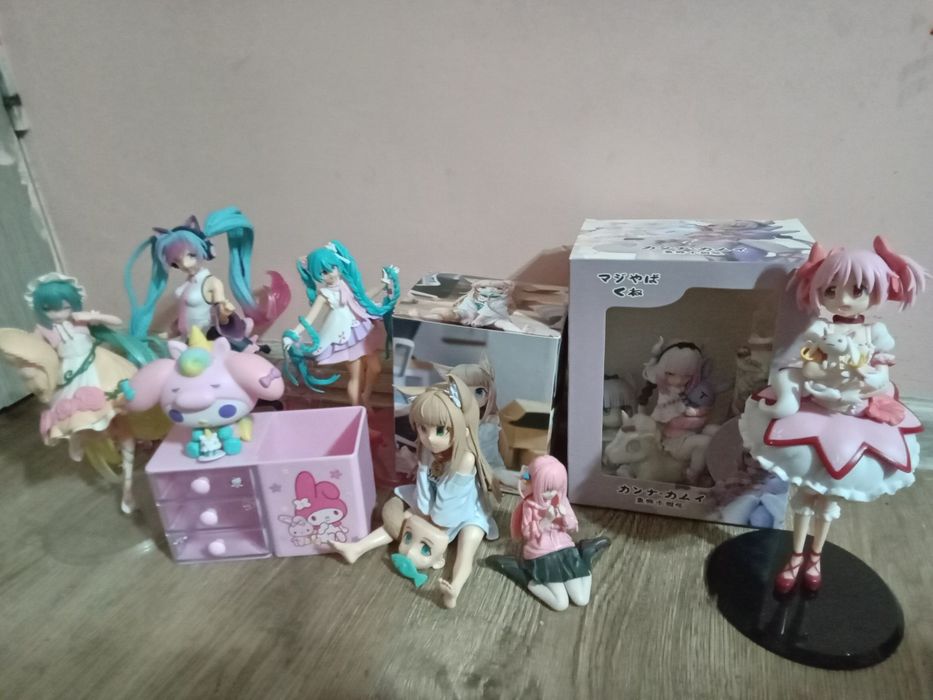 продажа аниме фигурок / Hatsune Miku, Kanna, My Melod