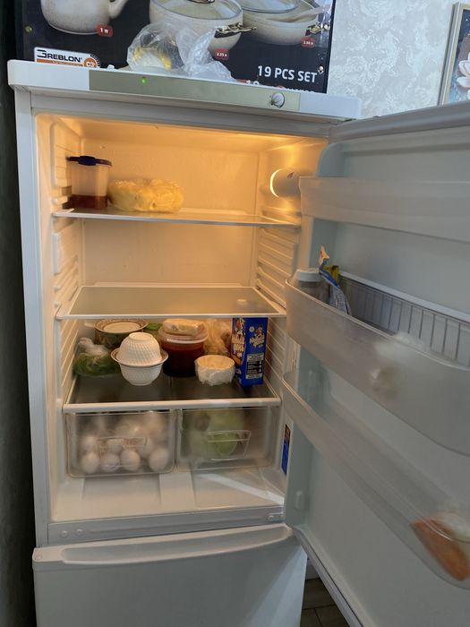 Продам холодильник