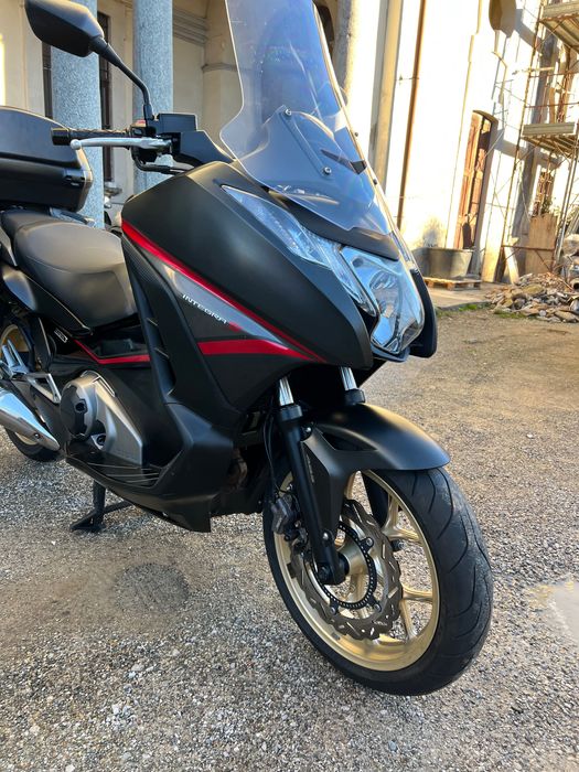 Honda integra 750 ABS