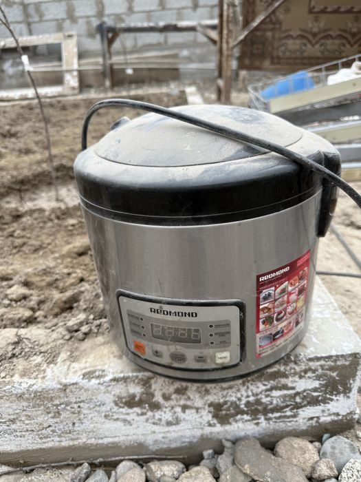 Продам мультиварку