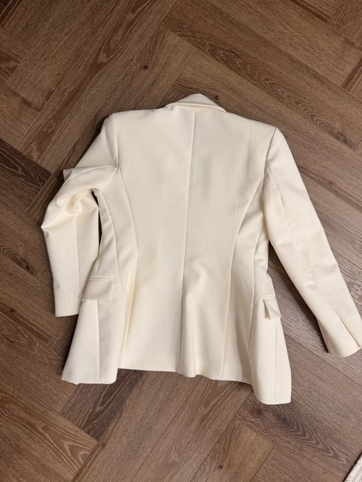 Молочный  жакет