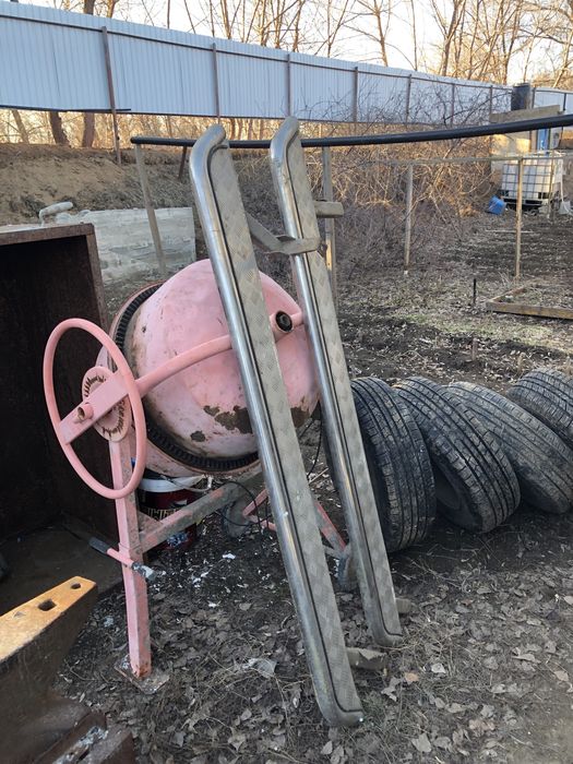 Продам пороги на авто