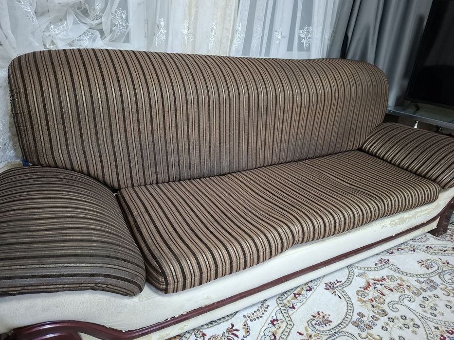 Продам диван и 2 кресла