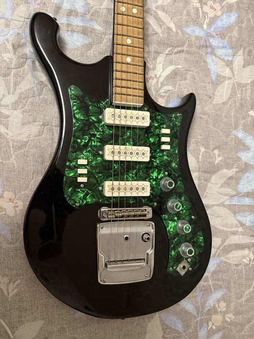 Электрогитара Урал-650