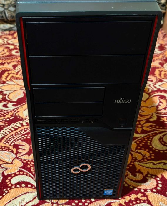 Vand Fujitsu Esprimo E85+ , i5-3470 , 16Gb ddr3 ,  NVIDIA QUADRO 2000