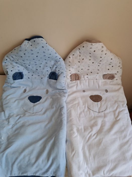 Порт бебета в бяло и синьо