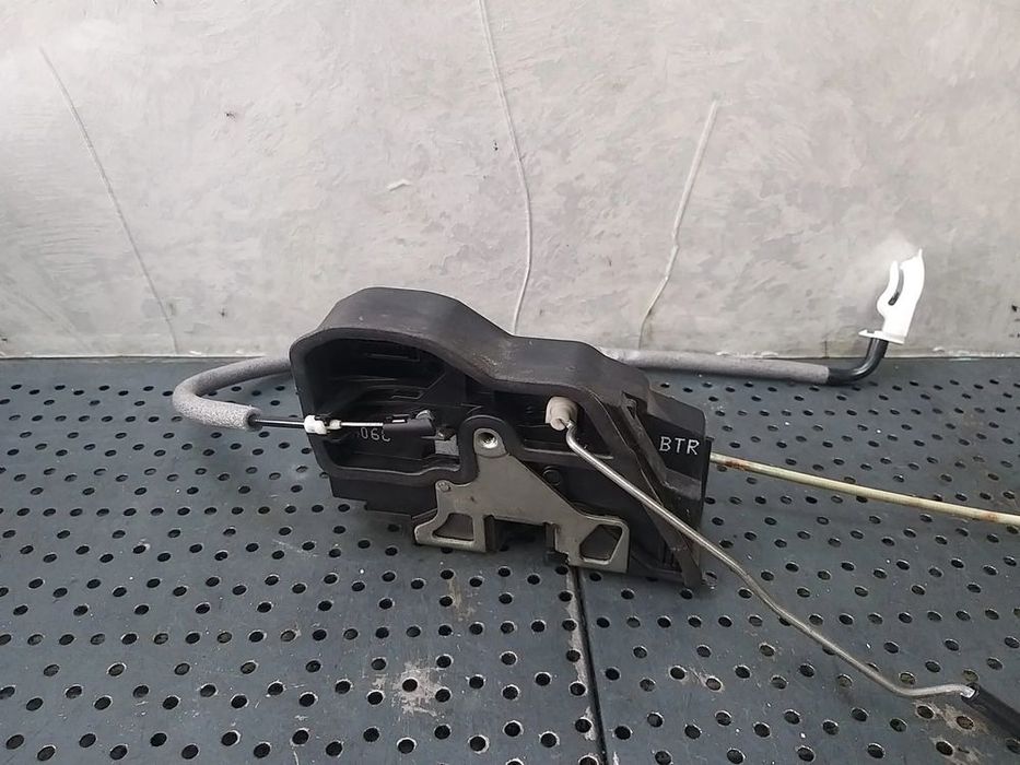 Broasca usa dreapta fata bmw e81 e87 7167068