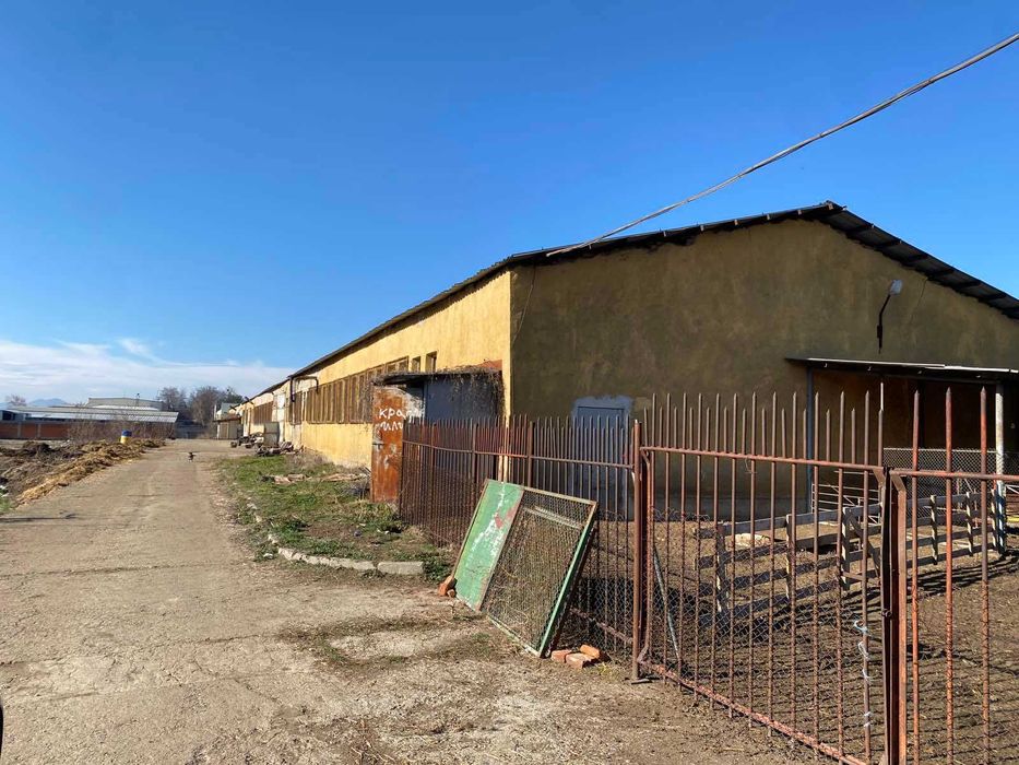 Продава се Склад в с. Ведраре, Област Пловдив - 2000 кв.м за 110 €/кв.м - Снимка #1