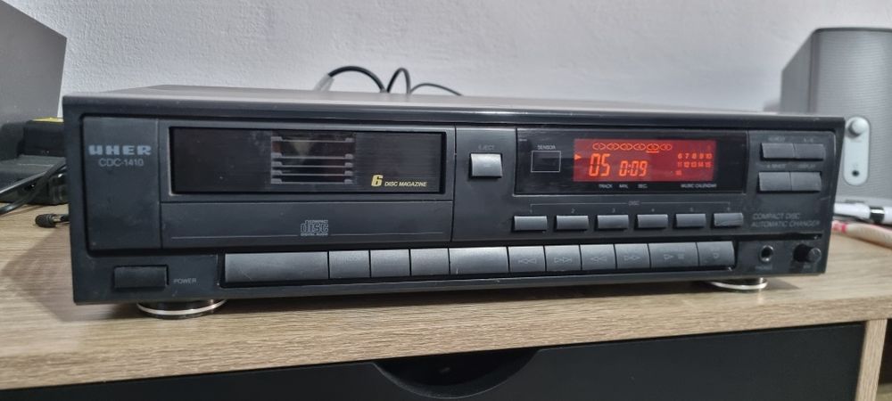 Magazie cd Harman Kardon DVD 5 si Uher