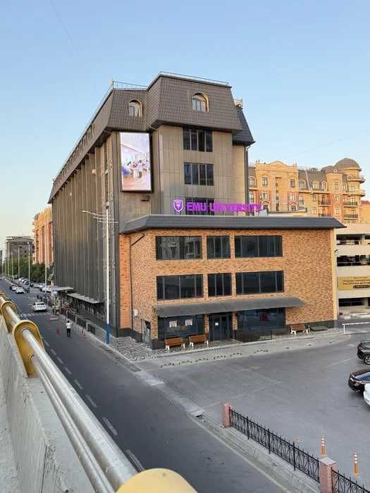 7 этажей + парковка на 200 авто | Под клинику 7 000 м²