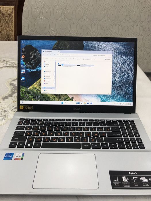 Noutbuk Acer Aspire 3 sotiladi