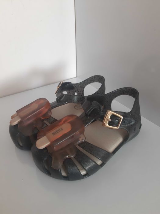 Нарядные туфельки на девочку