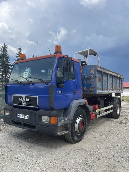 Camion abrolkiper MAN 18t