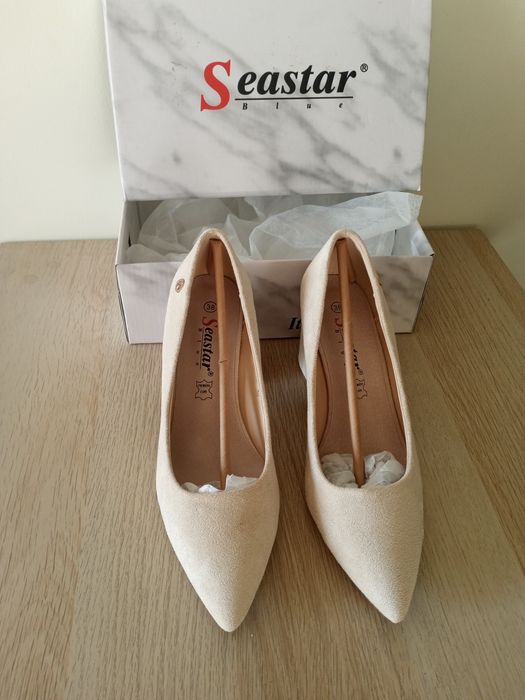 Официални дамски обувки от Италия 38 номер.