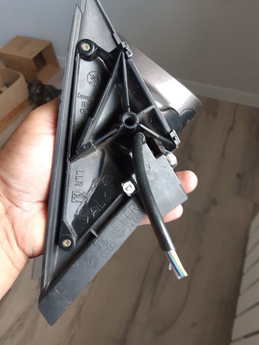 Зеркало правое боковое AUDI A8 D2